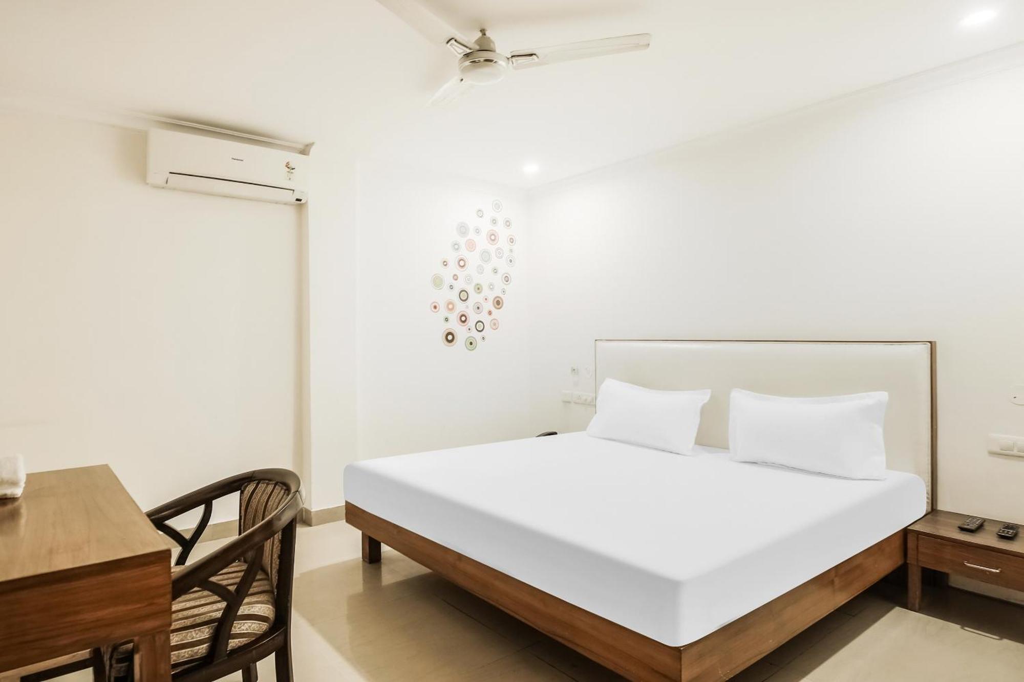 Hotel Collection O Sapphire Chandīgarh Zewnętrze zdjęcie