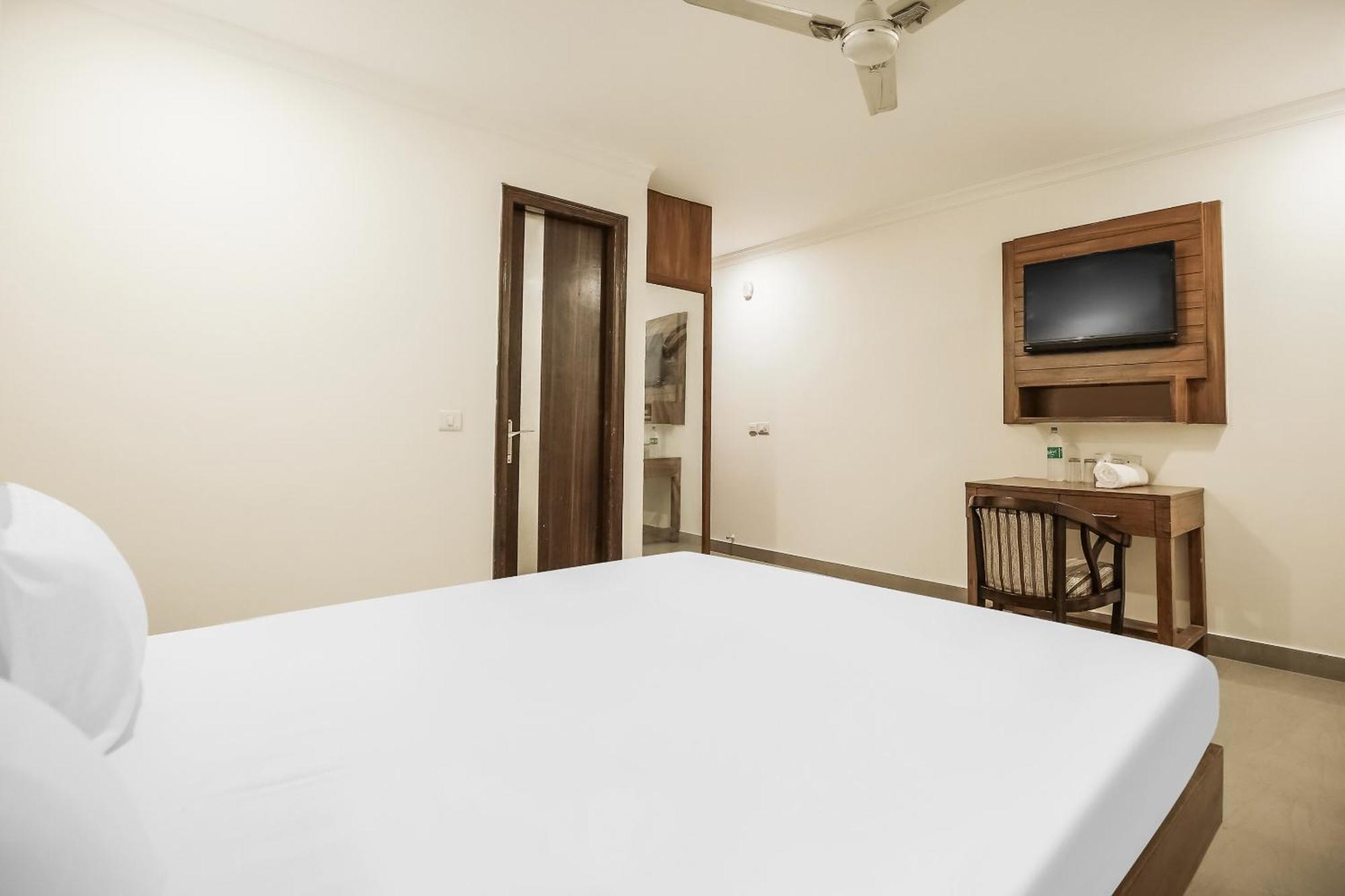 Hotel Collection O Sapphire Chandīgarh Zewnętrze zdjęcie